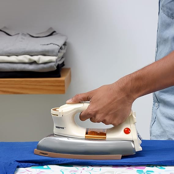 Geepas 1000W Heavy Dry Iron 2 Years Warranty