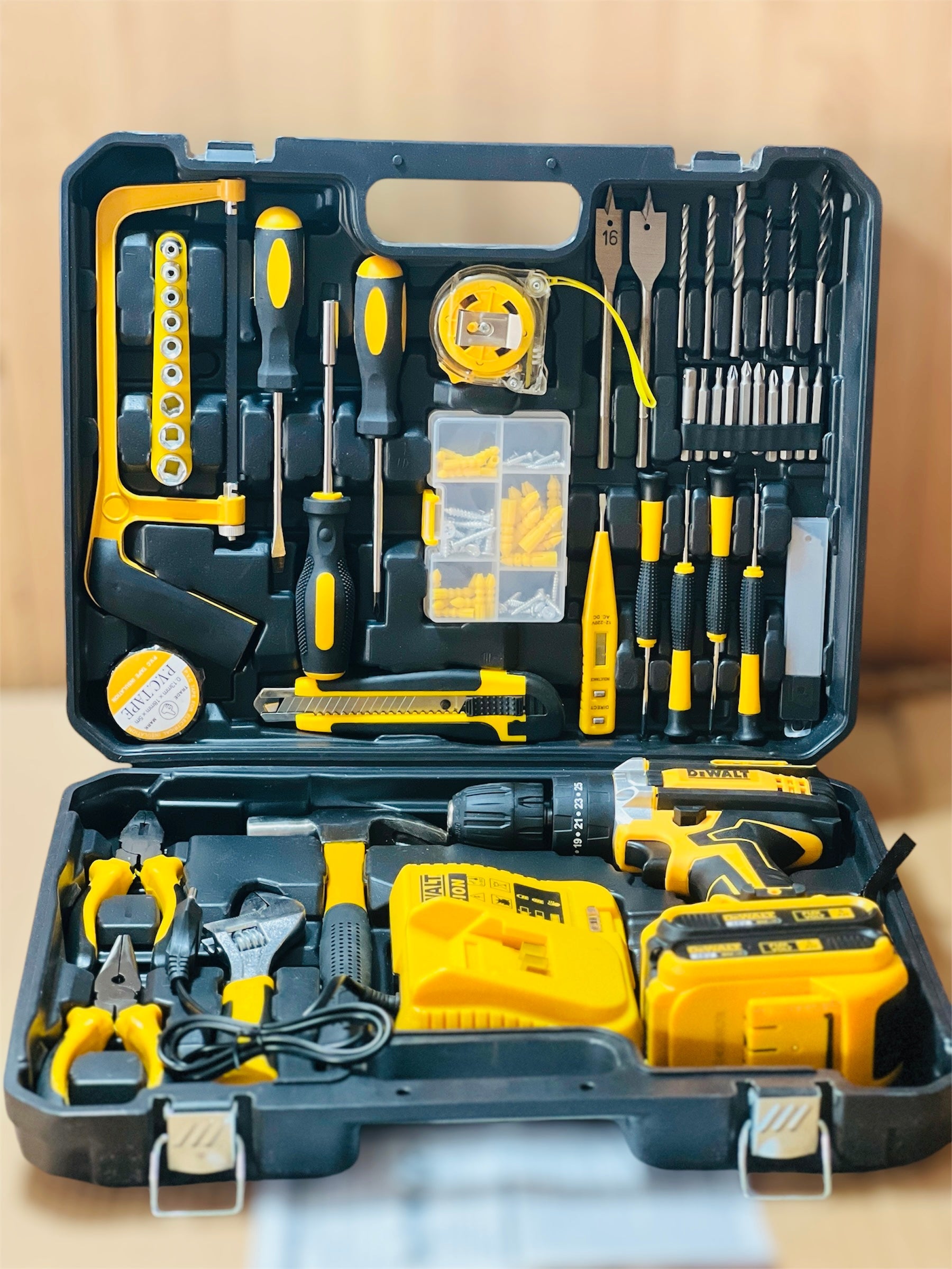 DeWalt Rechargeable Drill Kit with 48V Double Batteries