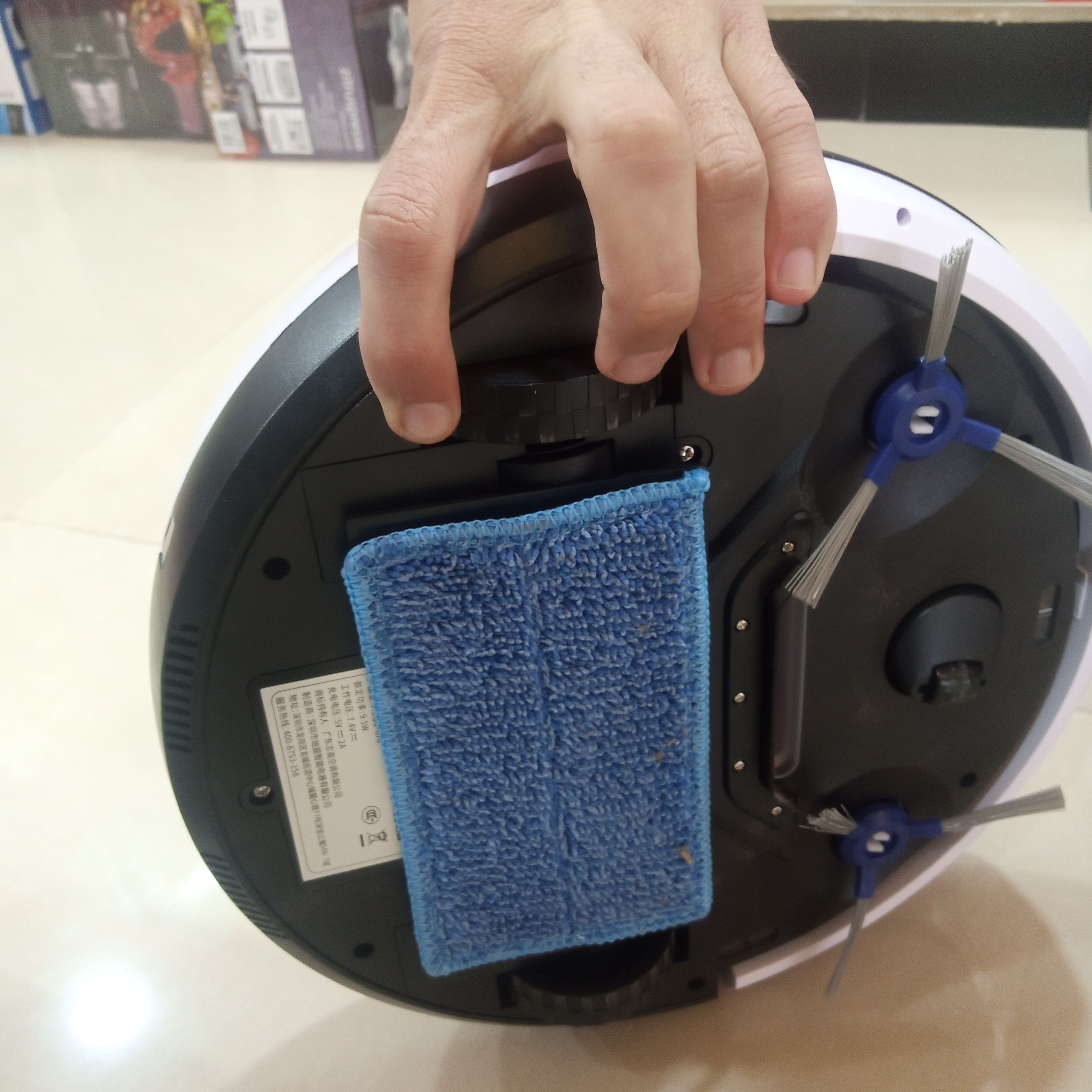 Imported "CHIGO" Wireless Robot Vacuum Cleaner