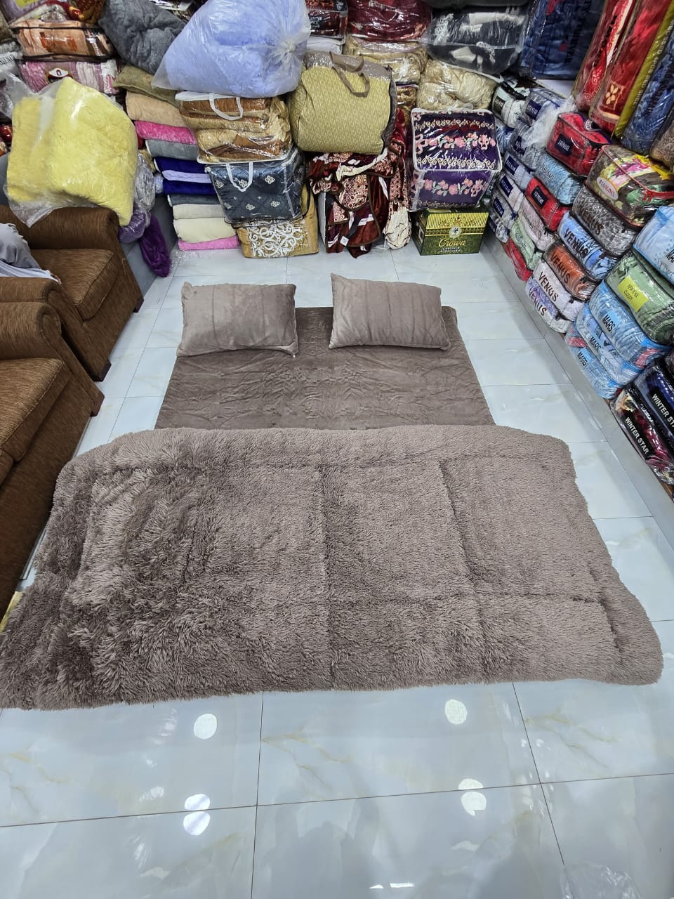 Imported 4pcs Blanket/BedSheet Set.